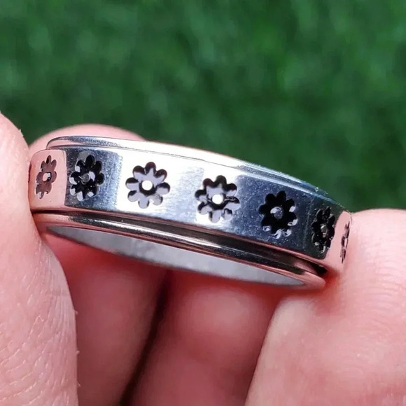 Stainless Steel Fashion Ring for Men/Women, AAAQL1020 - Picture 1 of 10